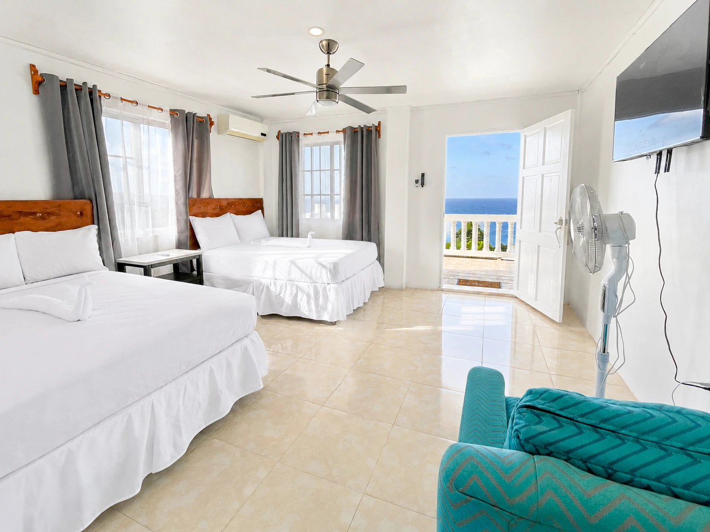 Coastal Vista Room 1