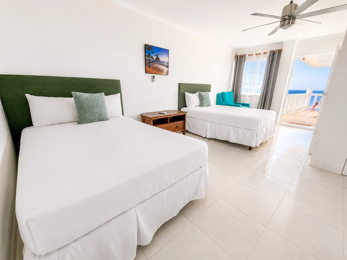 Coastal Vista Room 3