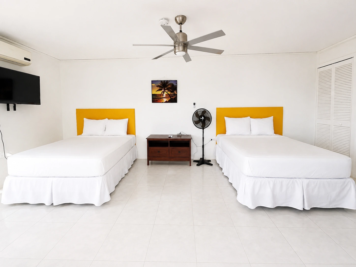 Coastal Vista Room 4