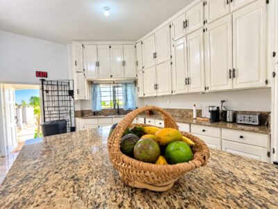Fruit basket on the Grand Pavilion kitchen island at Da Villa Juanita